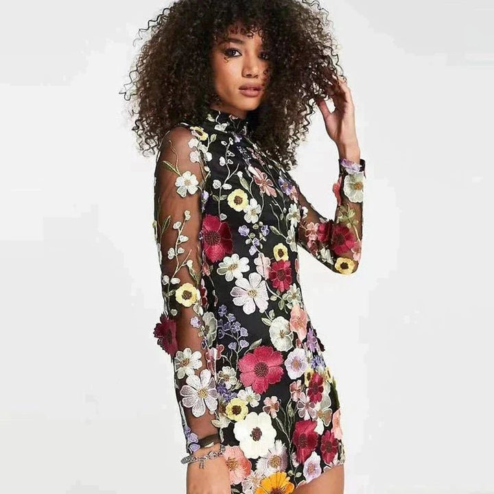 Femme portant Robes Alivetta | Robe florale élégante pour femmes