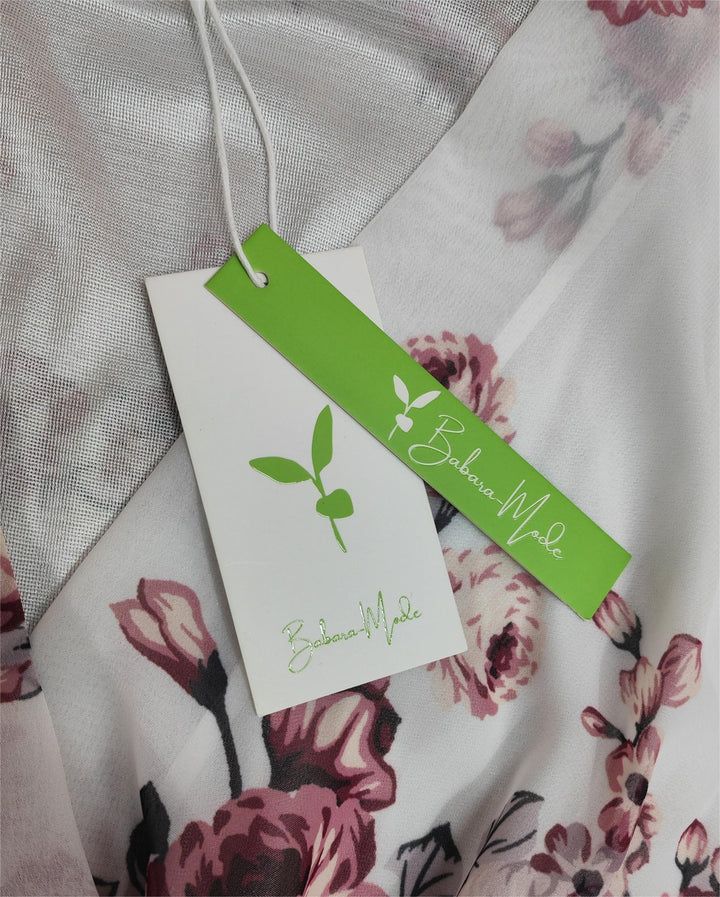 Femme portant Robes Althelia | Robe Pour Femmes À Imprimé Floral | Blanc
