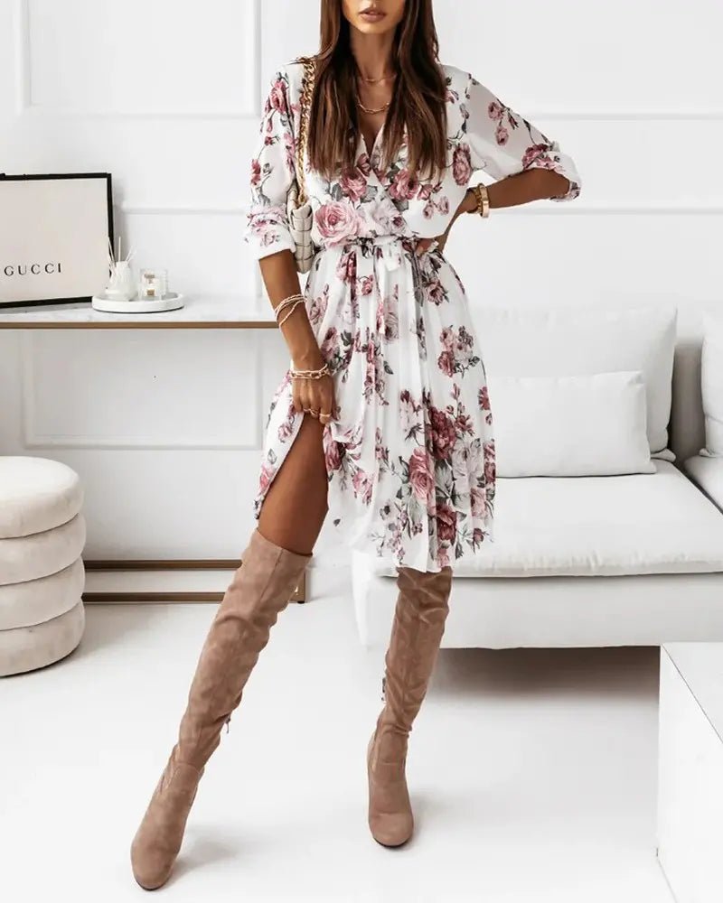 Femme portant Robes Althelia | Robe Pour Femmes À Imprimé Floral | Blanc