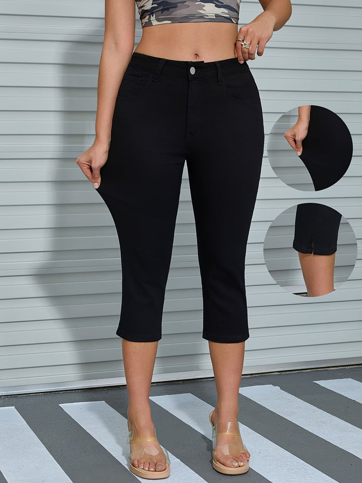 Femme portant Bermuda Arveina | Pantalon Capri stretch taille sculptante
