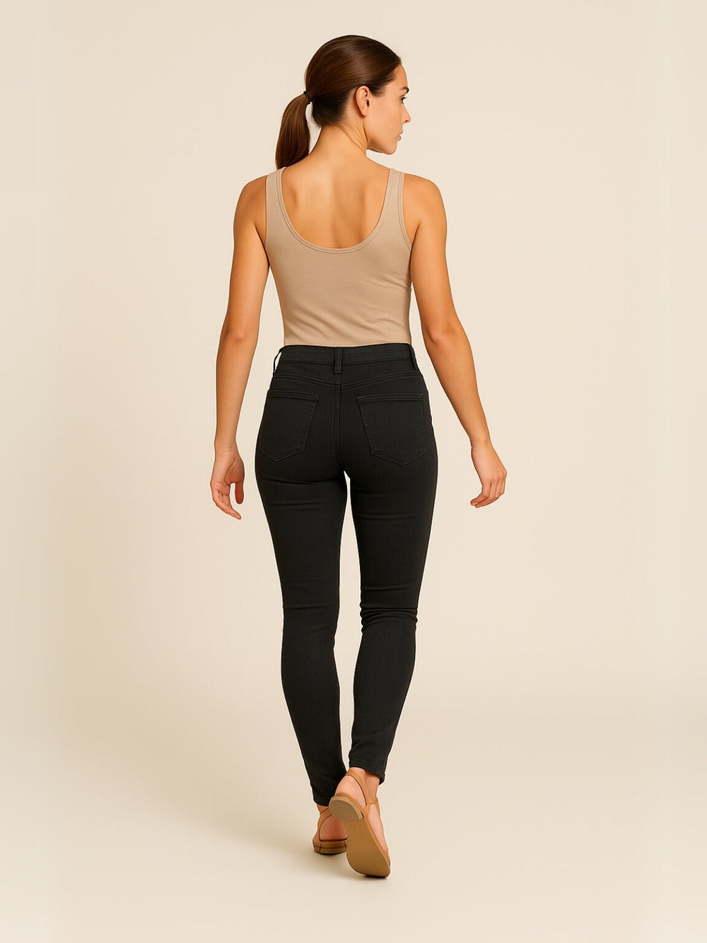 Femme portant Jeans Aurelya | Jean skinny déchiré taille haute