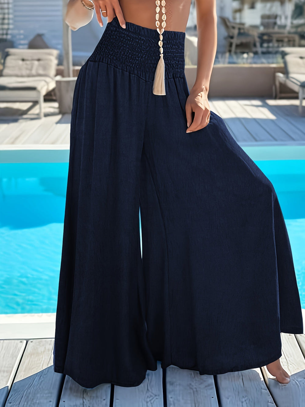 Femme portant Pantalon fluide Aurelyssa | Pantalon plissé à volants évasés