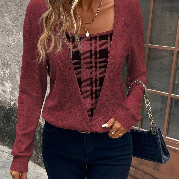 Femme portant Blouse Aurezia | Blouse effet deux pièces vichy chic