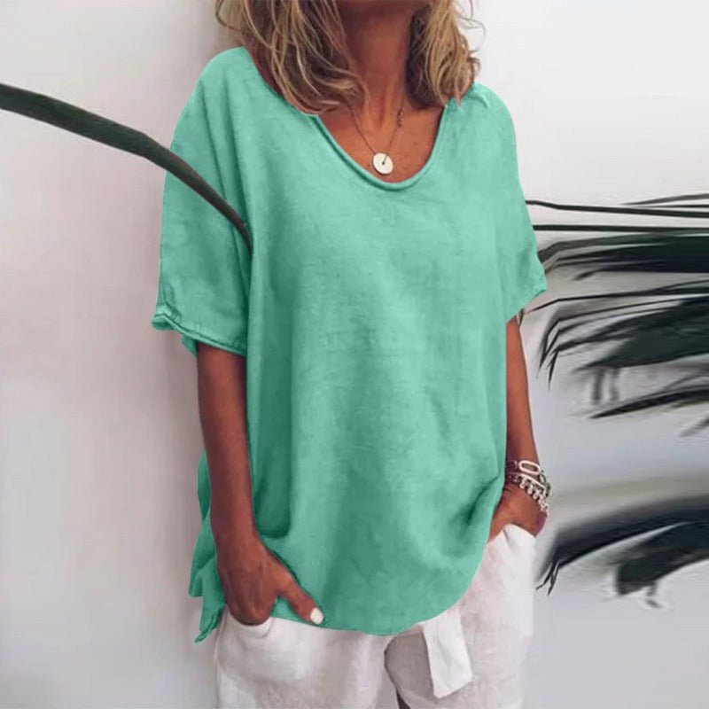 Femme portant Tops Aveline | Chemisier Ample et Confortable
