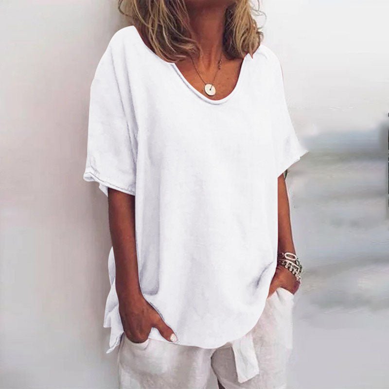 Femme portant Tops Aveline | Chemisier Ample et Confortable