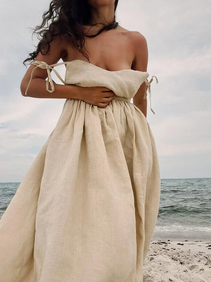 Femme portant Robes Aveline | Robe bustier dos nu confortable pour femmes