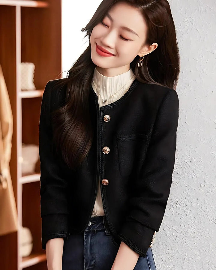 Femme portant Veste Calista | Manteau Court en Tweed