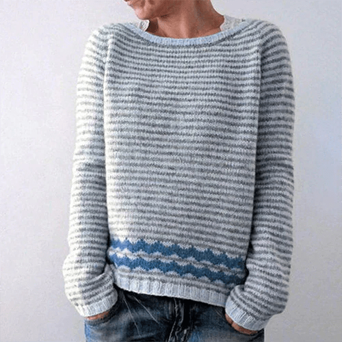 Femme portant Pull Calista | Pull Élégant à Motifs Sophistiqués