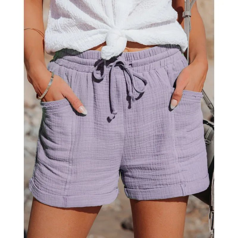 Femme portant Shorts Camille | Short d'Été | Confort et Style