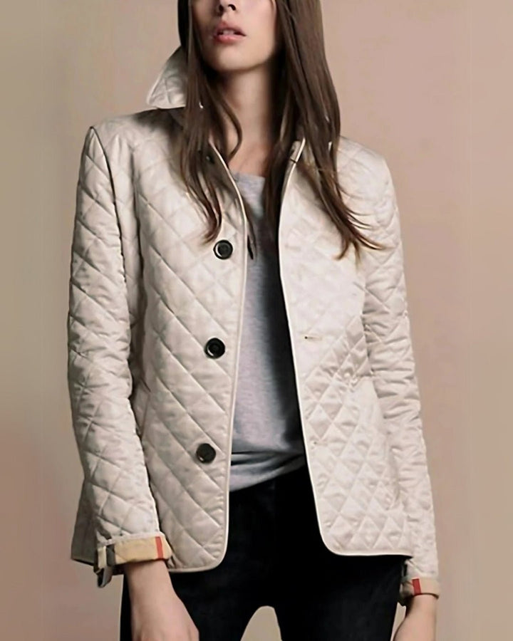 Femme portant Veste Céline | Veste Matelassée Chic