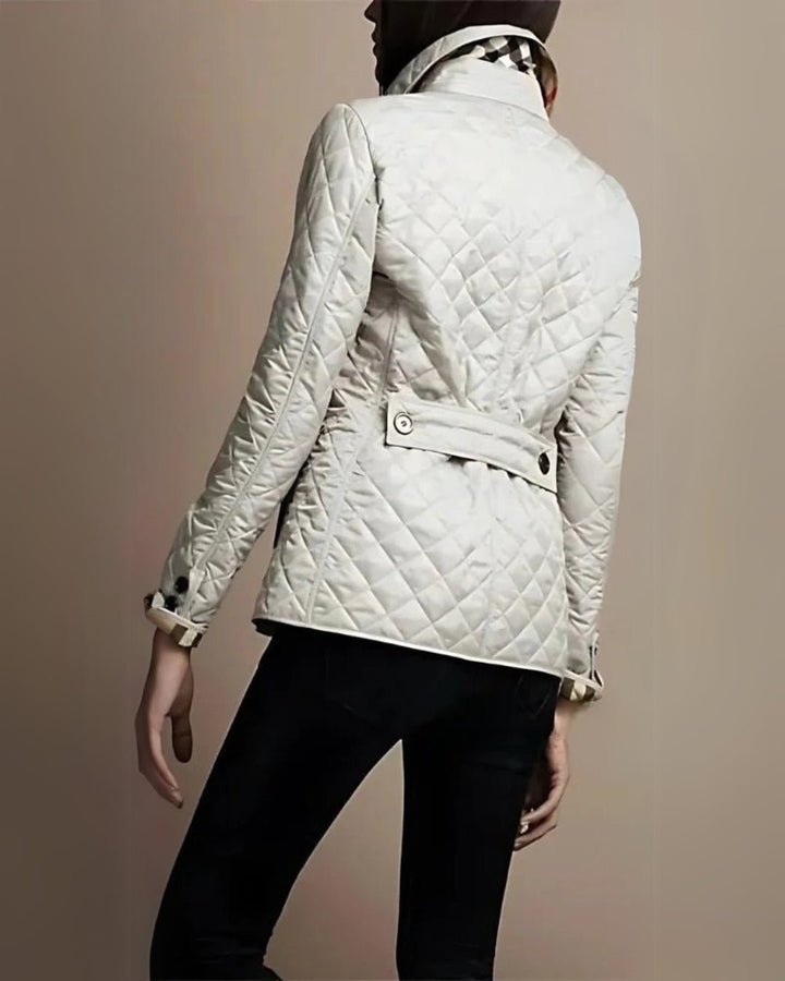Femme portant Veste Céline | Veste Matelassée Chic