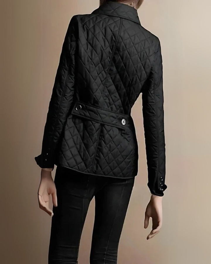 Femme portant Veste Céline | Veste Matelassée Chic