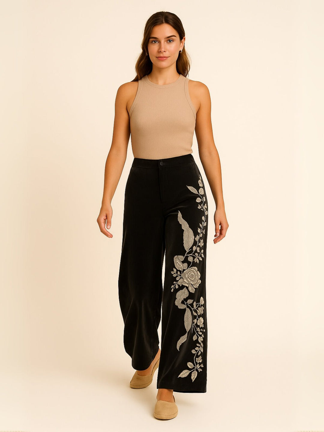 Femme portant Pantalon vintage Elenaya | Pantalon Boho Vintage