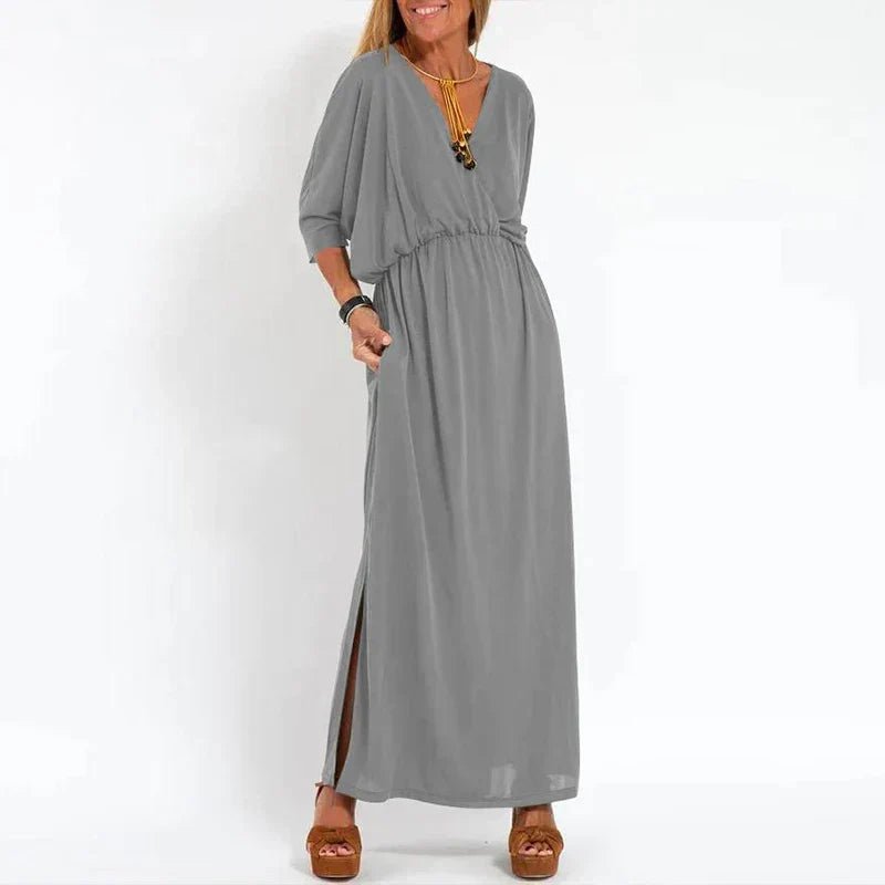 Femme portant Robes Elisaria | Élégante robe longue vintage pour femme