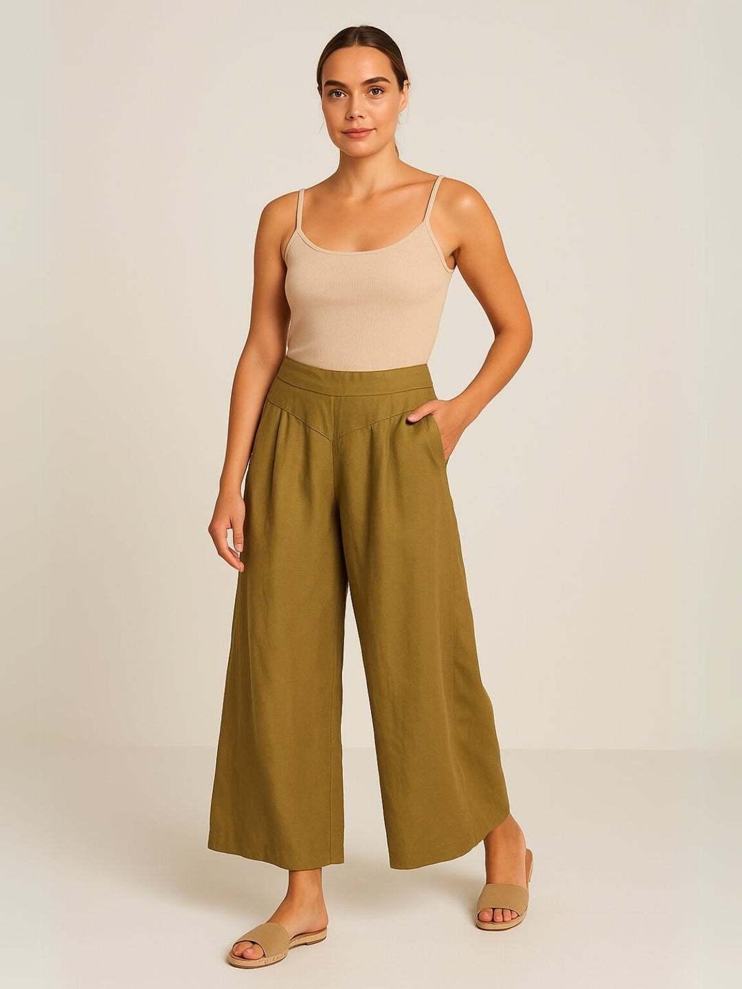 Femme portant Pantalon En Lin Elyanna | Pantalon fluide en lin léger