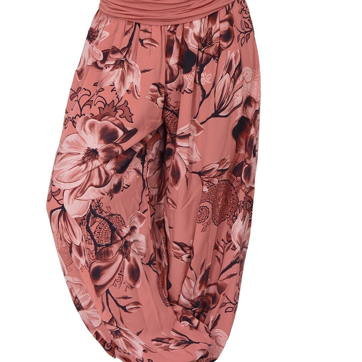 Femme portant Sarouel Elyrane | Sarouel fleuri bohème et léger