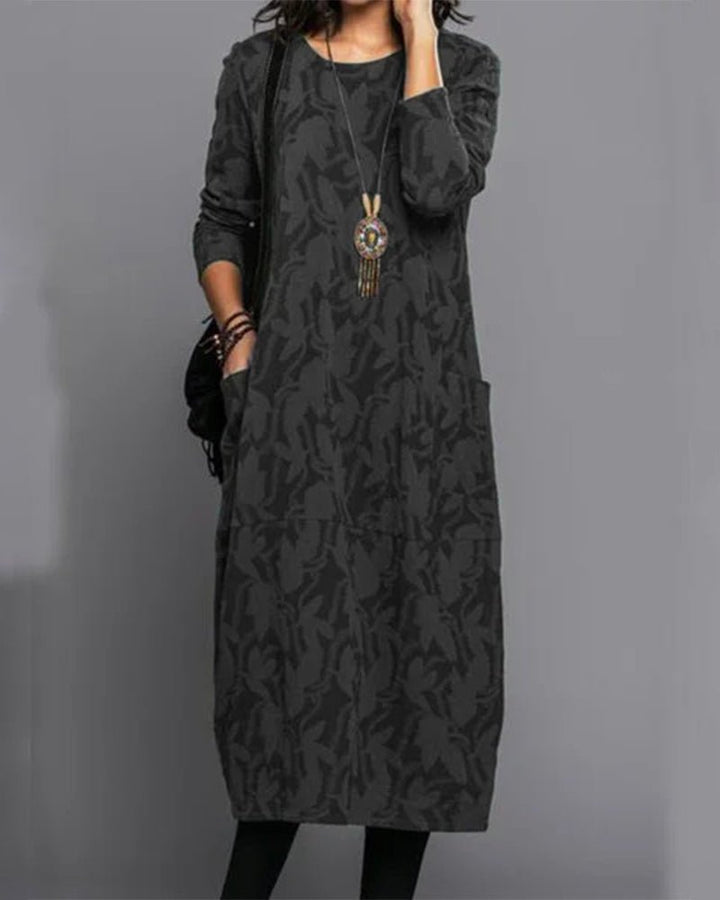 Femme portant Robes Eryndra | Robe imprimée à manches longues