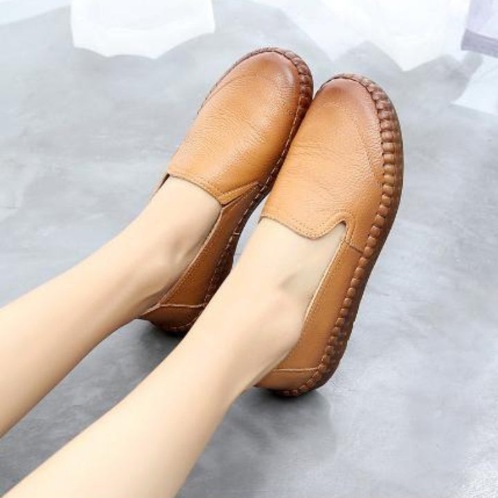 Femme portant Chaussures Liora | Loafers Élégants Et Confortables Pour Femmes