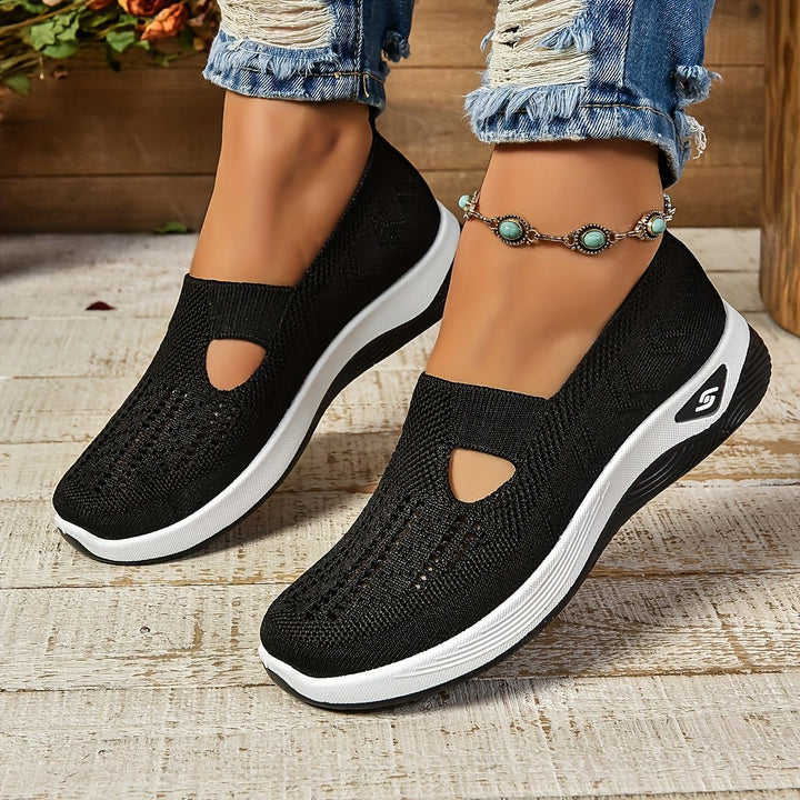 Femme portant Baskets Lola | Baskets Décontractées Pour Femmes