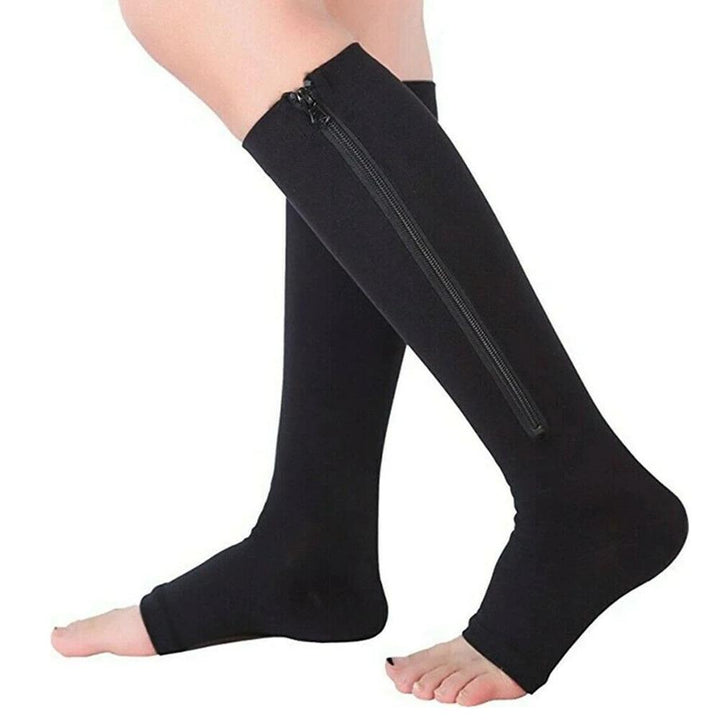 Femme portant Chaussettes Lysiane | Chaussettes de Compression