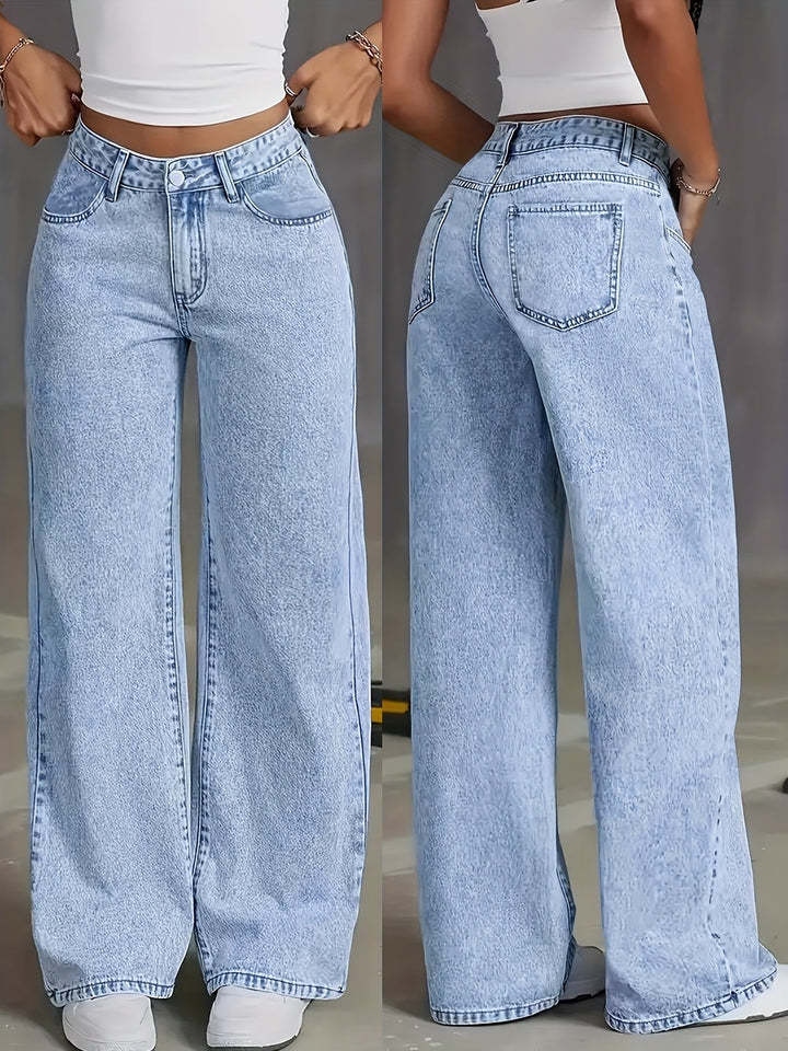 Femme portant Jean taille haute Maelina | Jean slim droit stretch taille haute