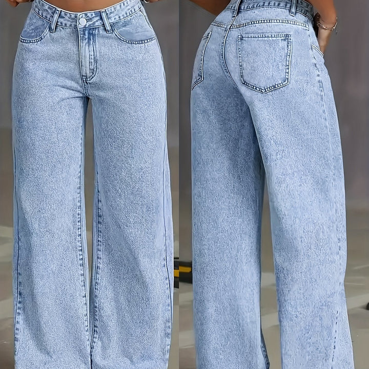 Femme portant Jean taille haute Maelina | Jean slim droit stretch taille haute