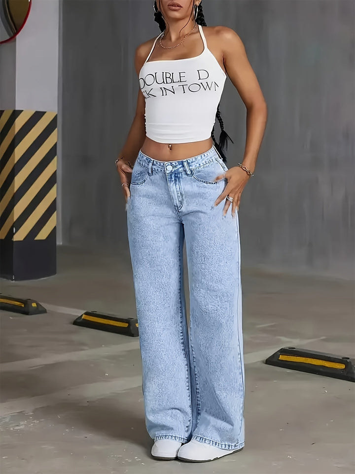 Femme portant Jean taille haute Maelina | Jean slim droit stretch taille haute