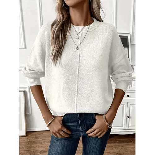 Femme portant Pulls Maëlle | Pull Ras du Cou Pour Femme | Élégance Décontractée