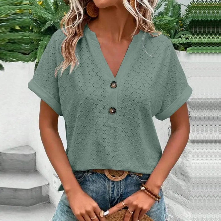 Femme portant T-shirts Maëva | Débardeur Confortable Femme à Col V
