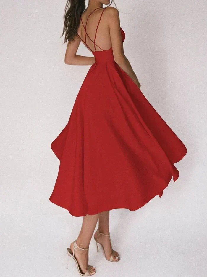 Femme portant Robe Cocktail Marivelle | Robe à Bretelles Légère