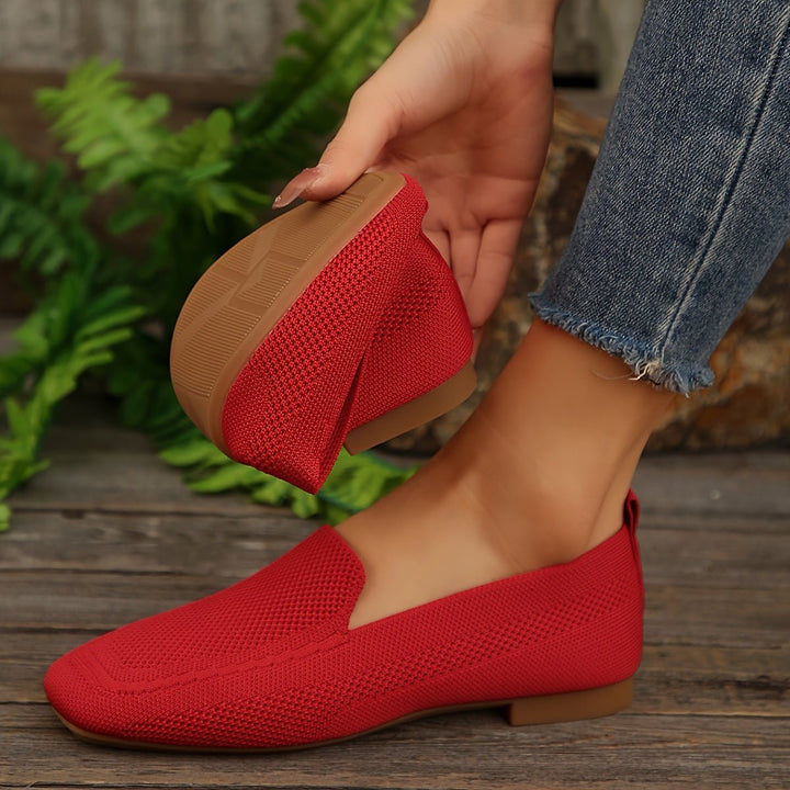 Femme portant Chaussures Merania | Chaussures Plates Tricotées Élégantes Pour Femmes