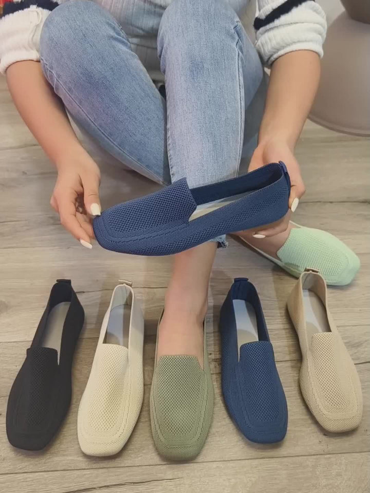 Femme portant Chaussures Merania | Chaussures Plates Tricotées Élégantes Pour Femmes