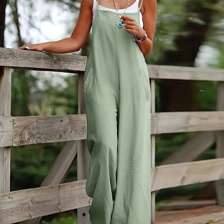 Femme portant Combinaison Mila - Combinaison Décontractée à Jambes Larges