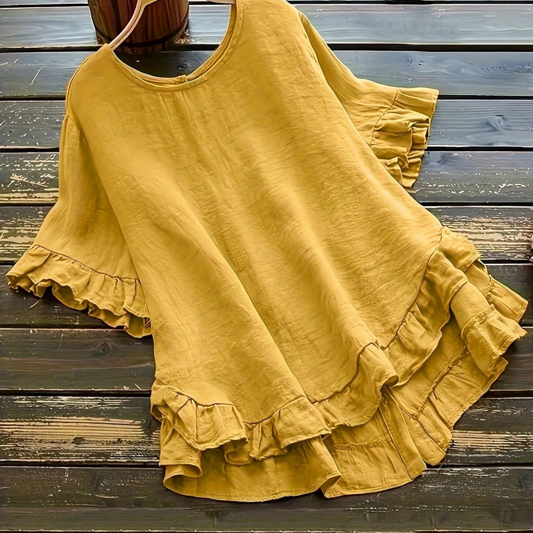 Femme portant Blouse Mirelys | Blouse coton col rond à volants doux