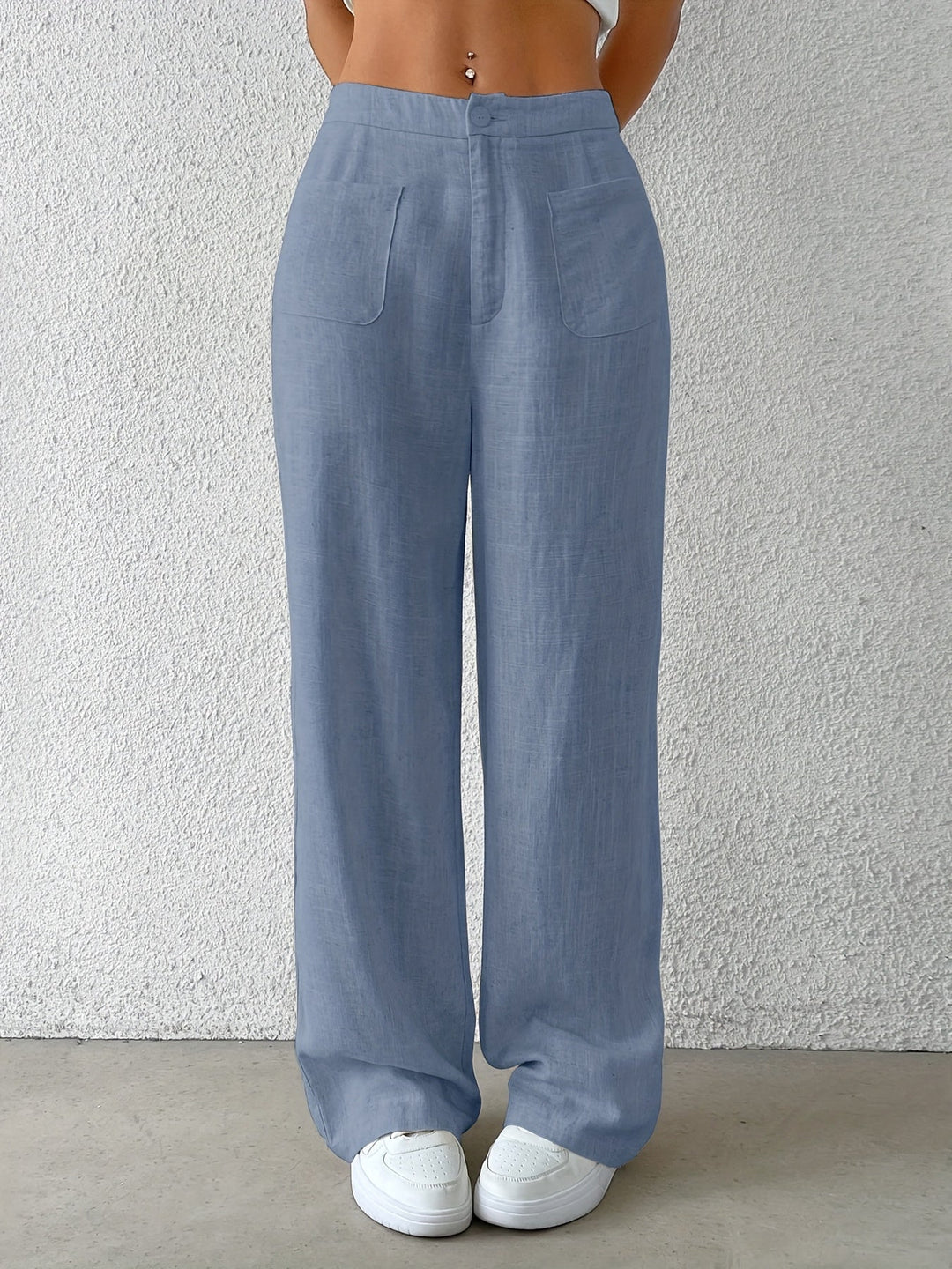 Femme portant Pantalon fluide Naelya | Pantalon fluide en lin doux
