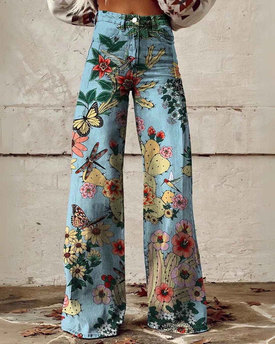 Femme portant Pantalon Naya | Pantalon Fluide Élégant
