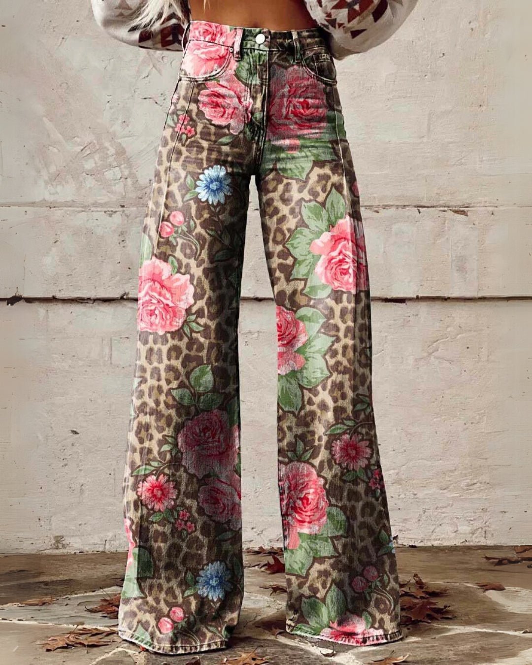 Femme portant Pantalon Naya | Pantalon Fluide Élégant