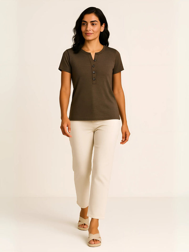 Femme portant Blouse Naylia | Blouse légère à col mao boutonnée