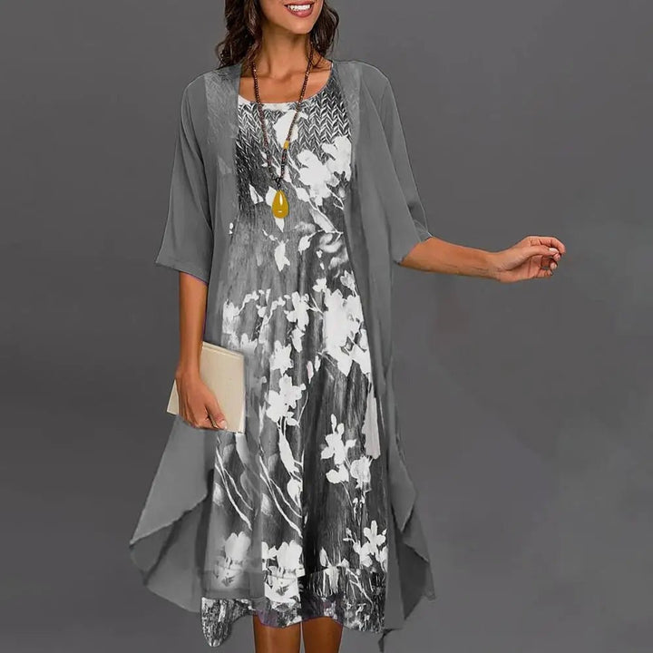 Femme portant Robes Nerina | Robe Cardigan de Soirée Pour Femmes