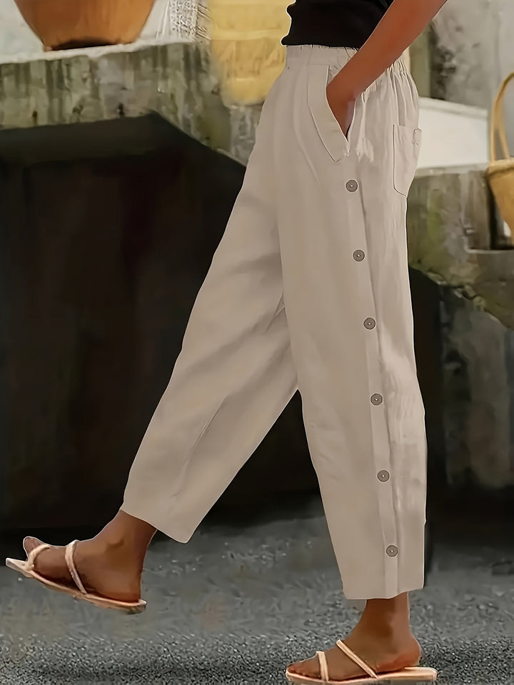 Femme portant Pantalon vintage Norella | Pantalon droit à boutons élégants