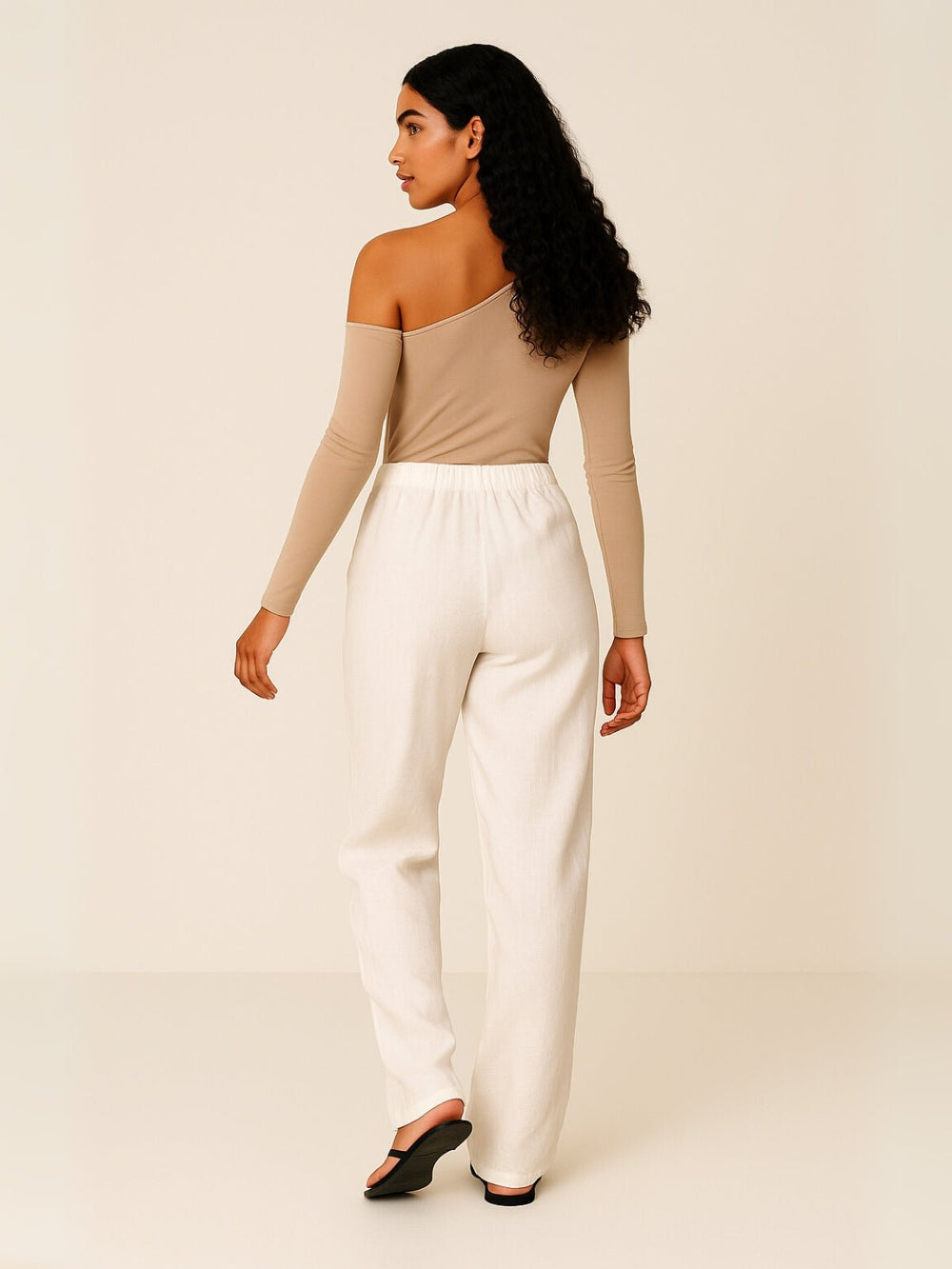 Femme portant Pantalon en lin Nymée | Pantalon en lin droit