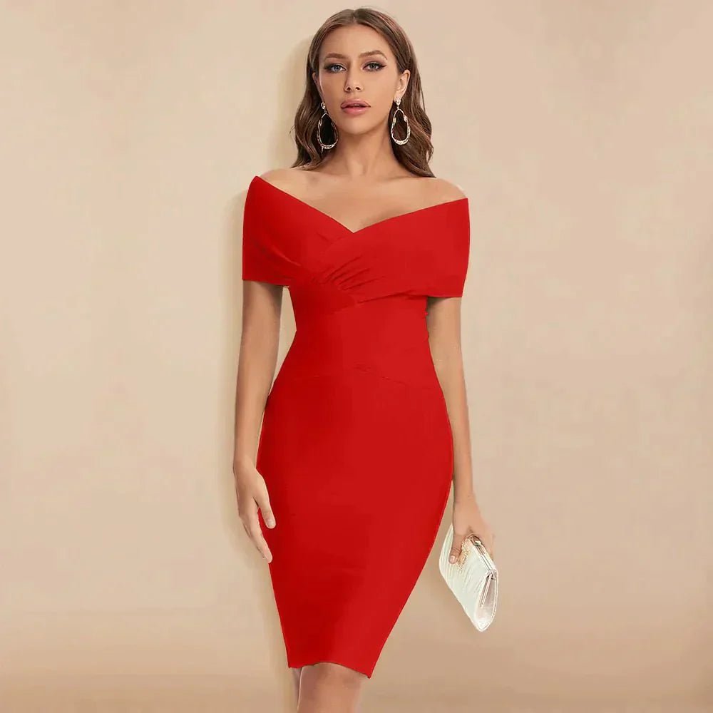 Femme portant Robe Cocktail Philinea | Robe Évasée Élégante
