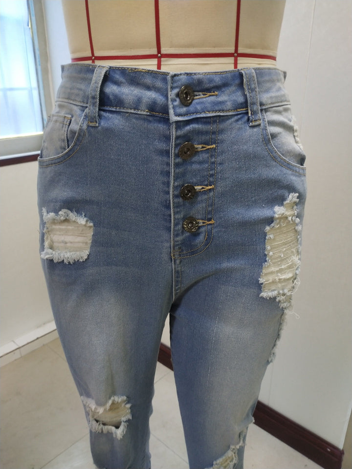 Femme portant Pantacourt Sérénna | Pantacourt en jean déchiré taille haute