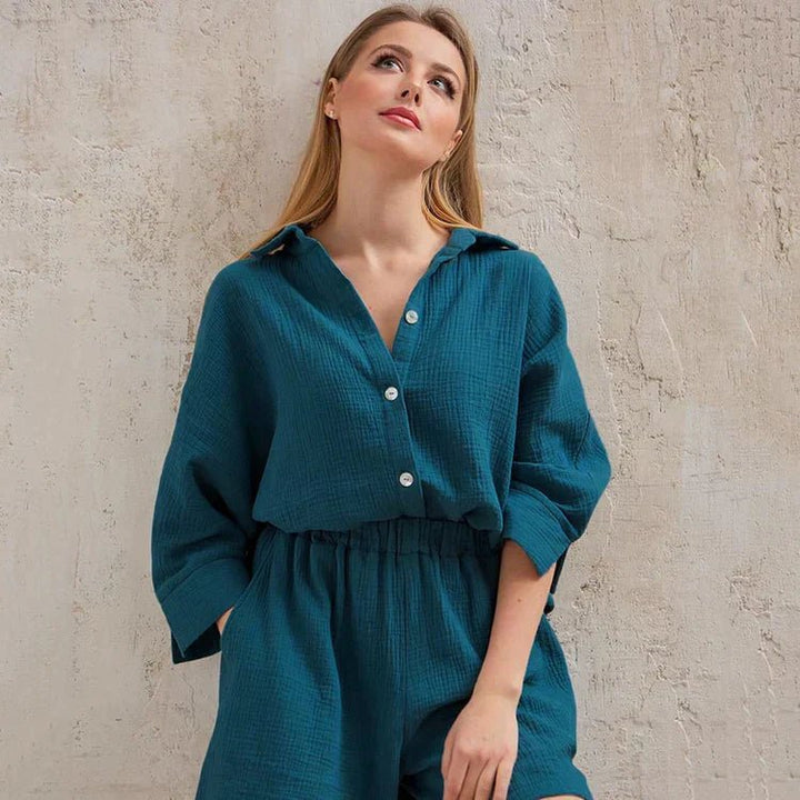 Femme portant Ensemble Sofianne | Costume 2 Pièces Élégant pour Femmes