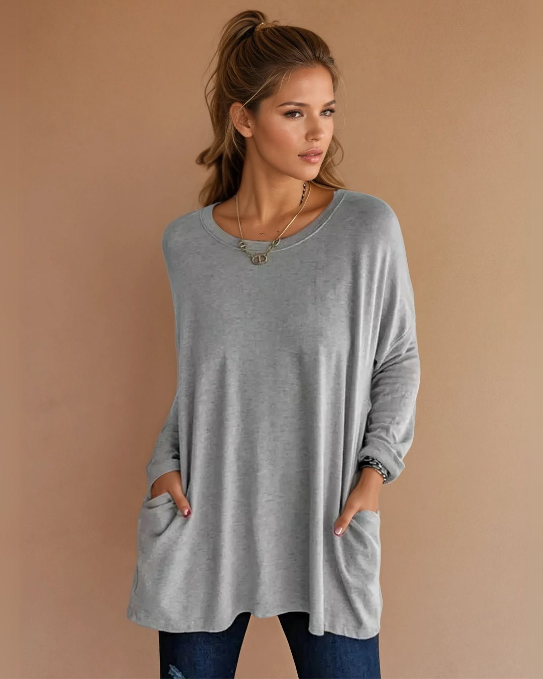 Femme portant Pull Solea | Pull - Over Douillet et Chic