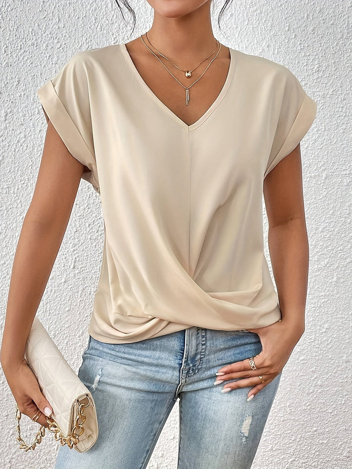 Femme portant Blouse Solélia | Blouse élégante à col cœur
