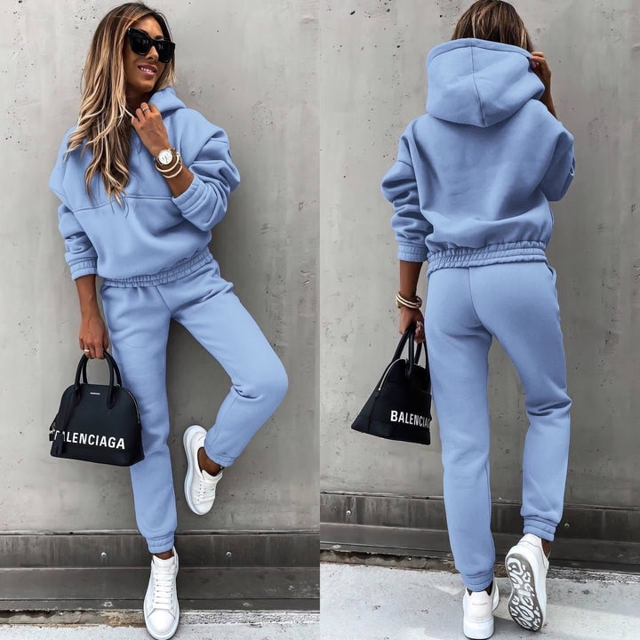 Femme portant Ensemble Jogging Sophie | Ensemble Confort & Style