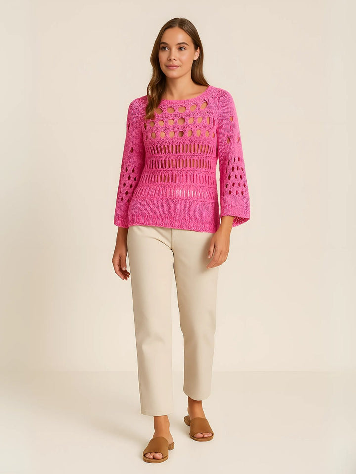 Femme portant Blouse Sorellia | Top ajouré bohème chic