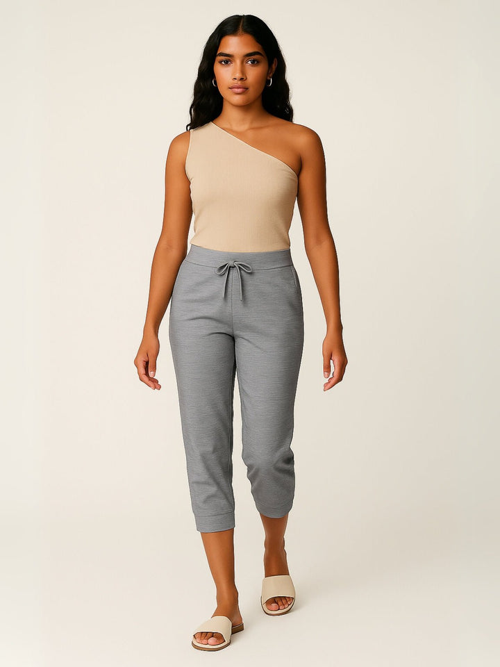 Femme portant Pantalon Yaléna | Pantalon sport à lacets stretch