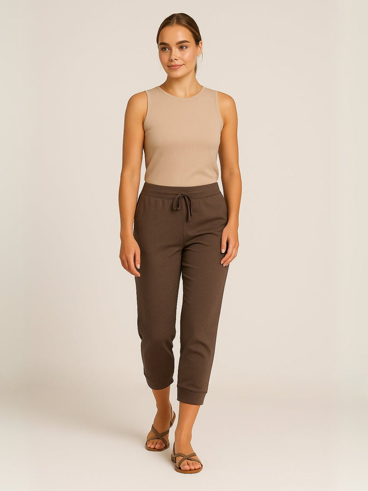 Femme portant Pantalon Yaléna | Pantalon sport à lacets stretch